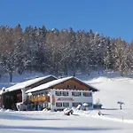 Rothenlehen Апартаменты *